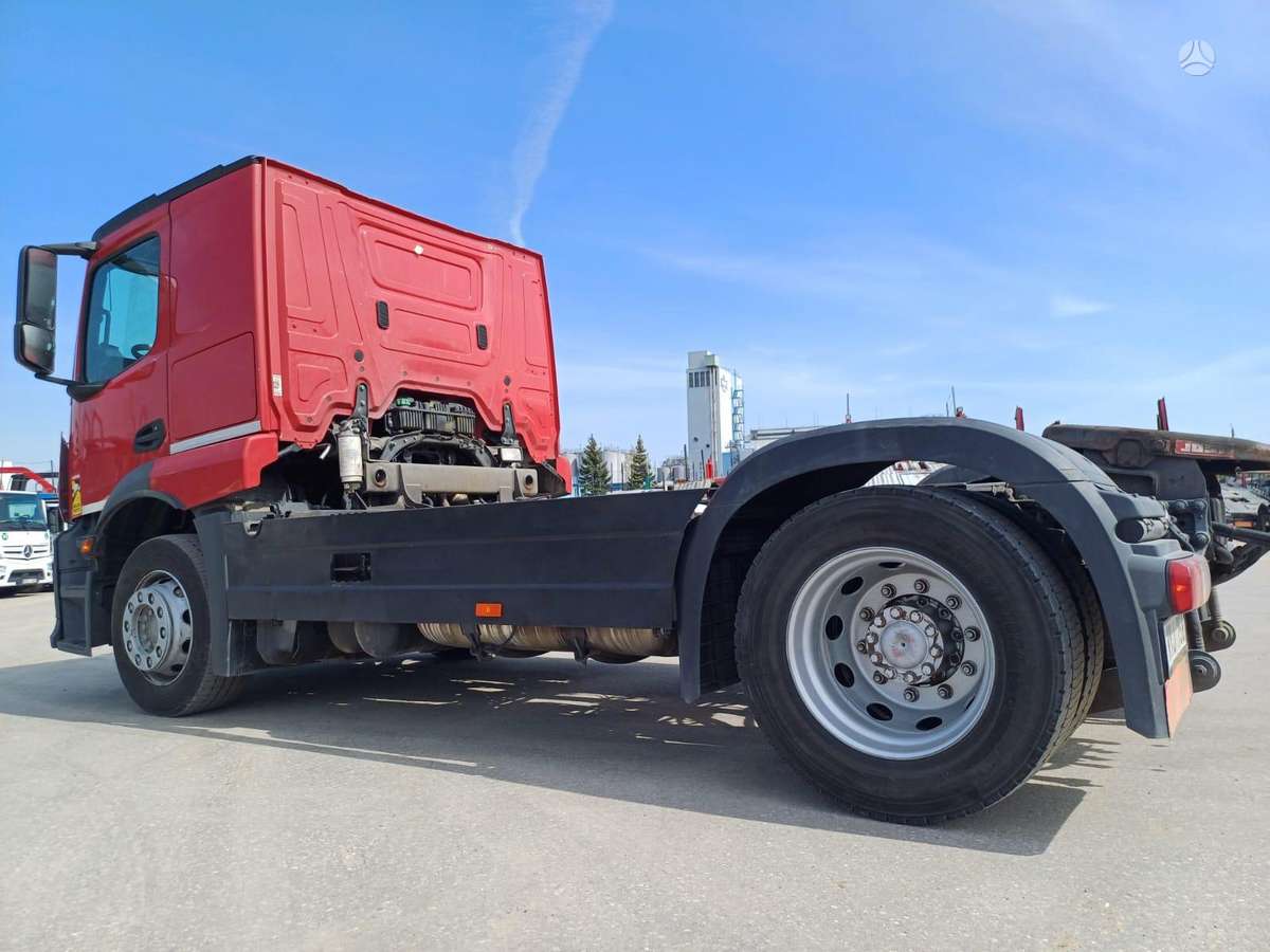 Mercedes-Benz Actros, single sleeper