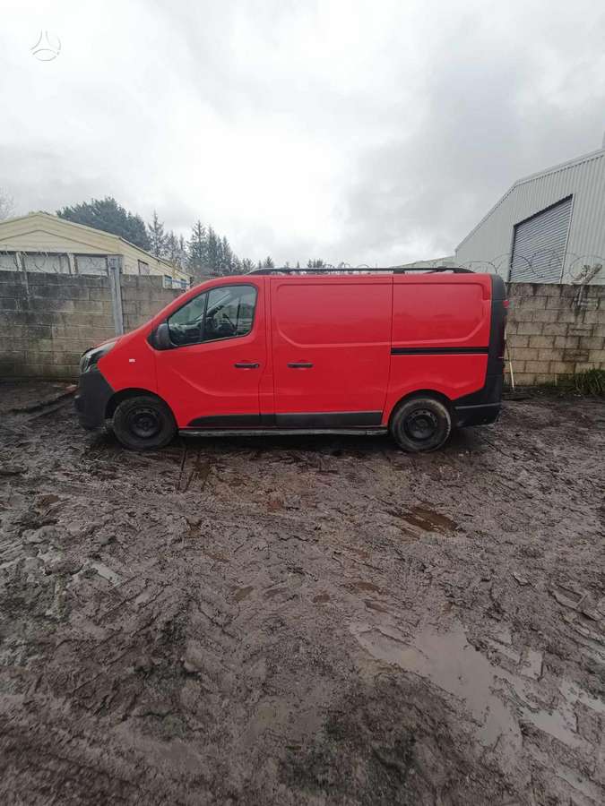Opel Vivaro, cargo vans