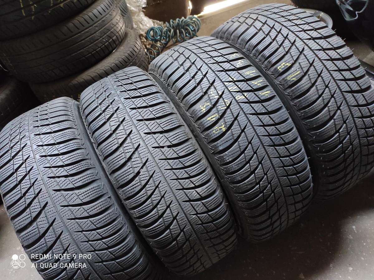 Michelin, žieminės 215/60 R16