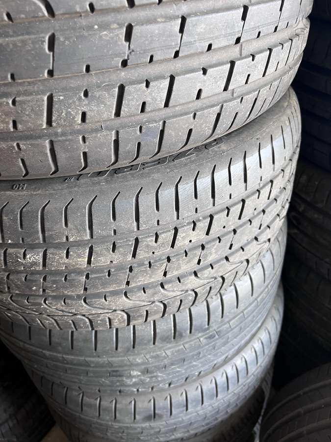 Pirelli P zero, summer 235/45 R20