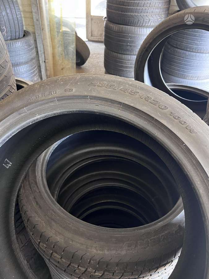 Pirelli P zero, summer 235/45 R20