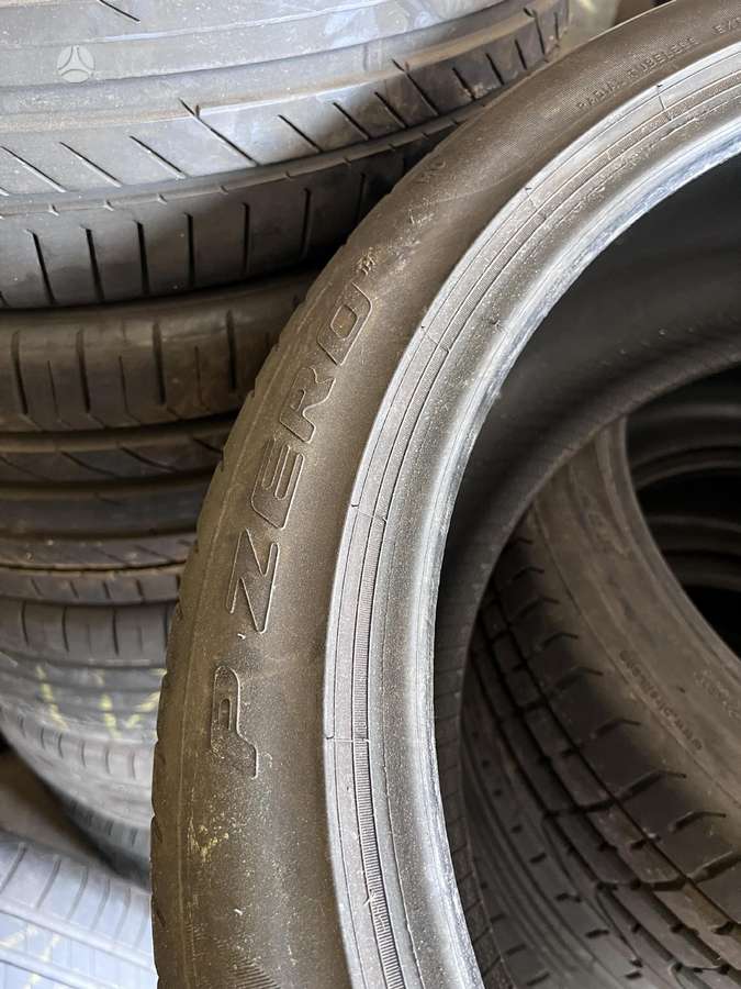 Pirelli P zero, summer 235/45 R20