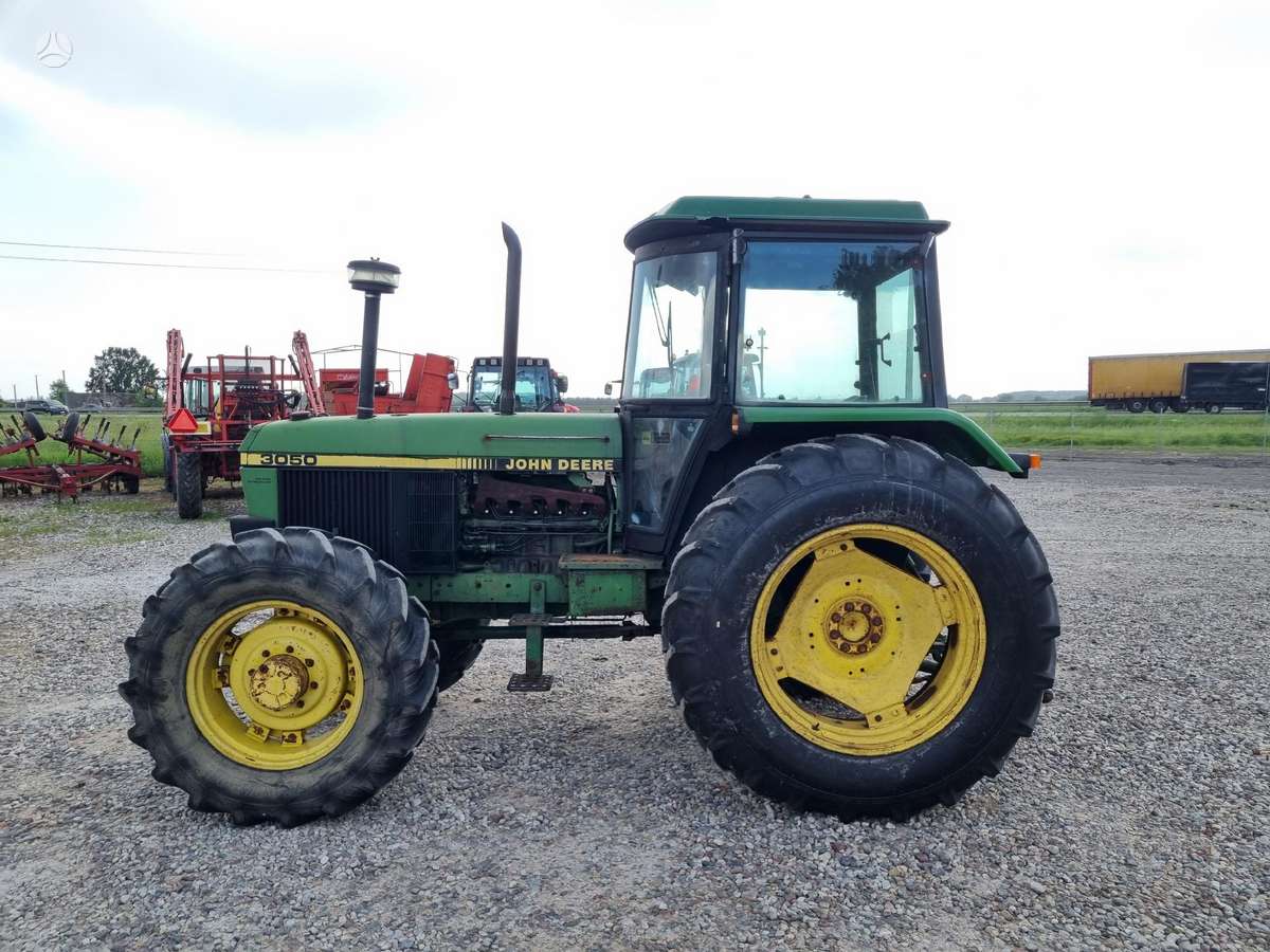 John Deere 3050, tractors