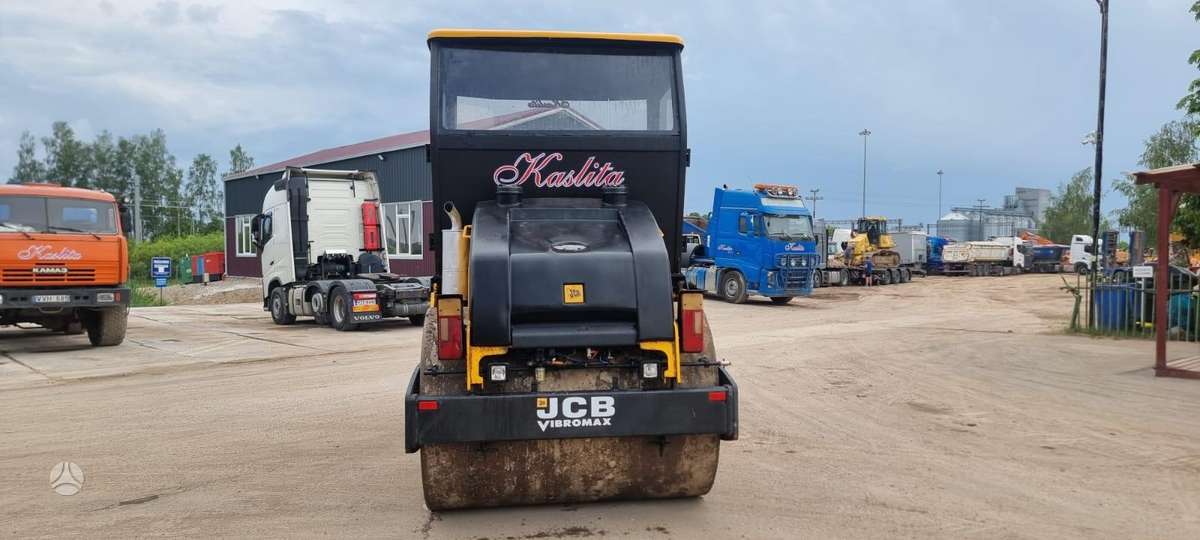 JCB VMT 860, vibrator / compactor