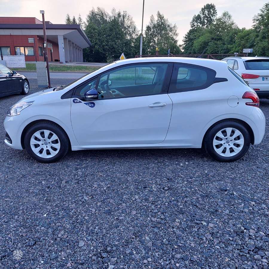 Peugeot 208, 1.0 l., hatchback