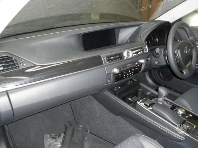 Lexus GS klasė Dalimis