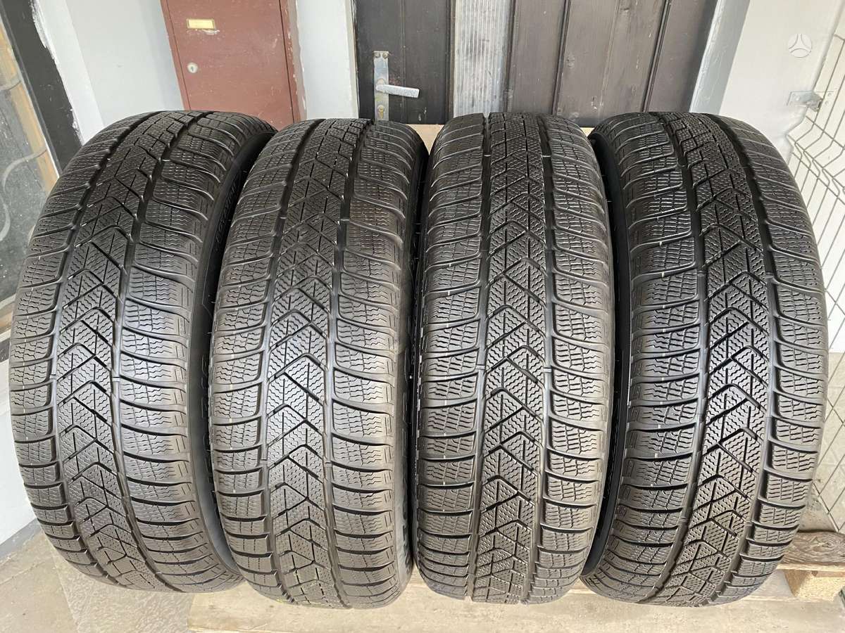 Pirelli Sottozero3, winter 225/60 R18