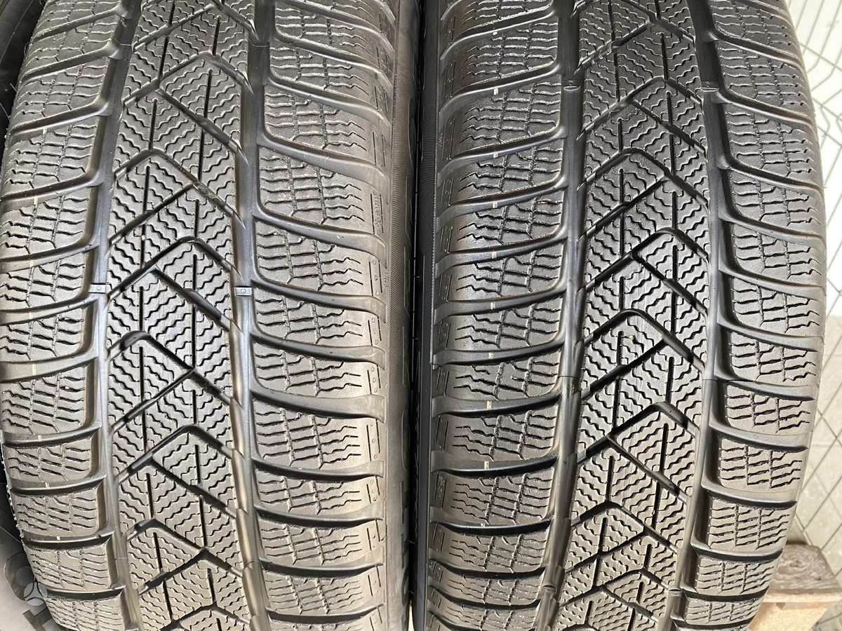 Pirelli Sottozero3, winter 225/60 R18