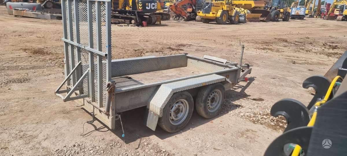 -Kita- INDESPENSION 2700, passenger car trailers