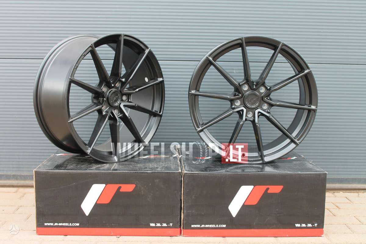 Japan Racing SL02 FlowFormed, light alloy, R19