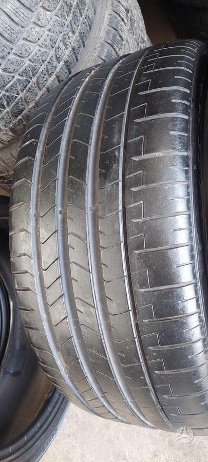 Pirelli, летние 275/35 R20