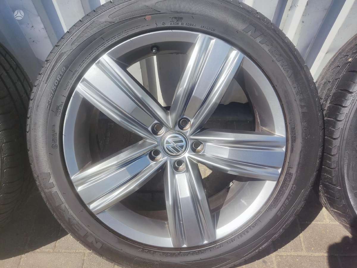 Volkswagen, light alloy, R19