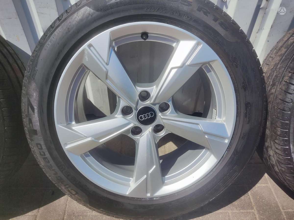 Audi A6c8, light alloy, R18