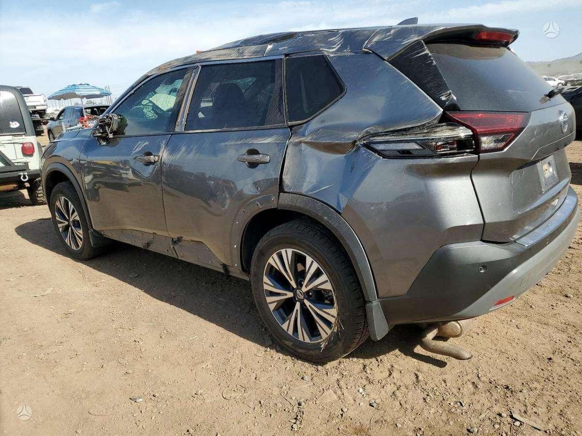Nissan X-Trail for parts