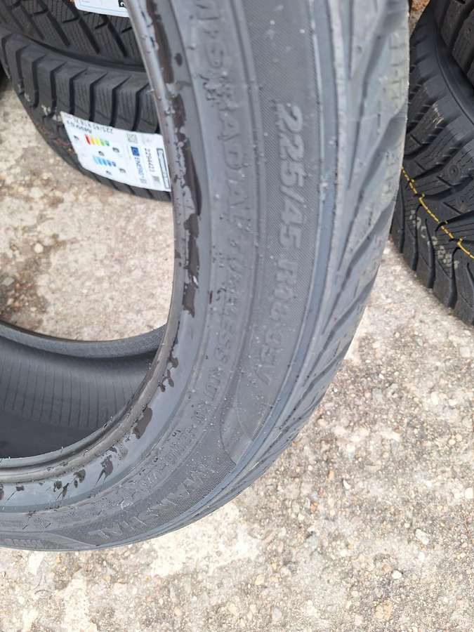 Marshal, winter 225/45 R18