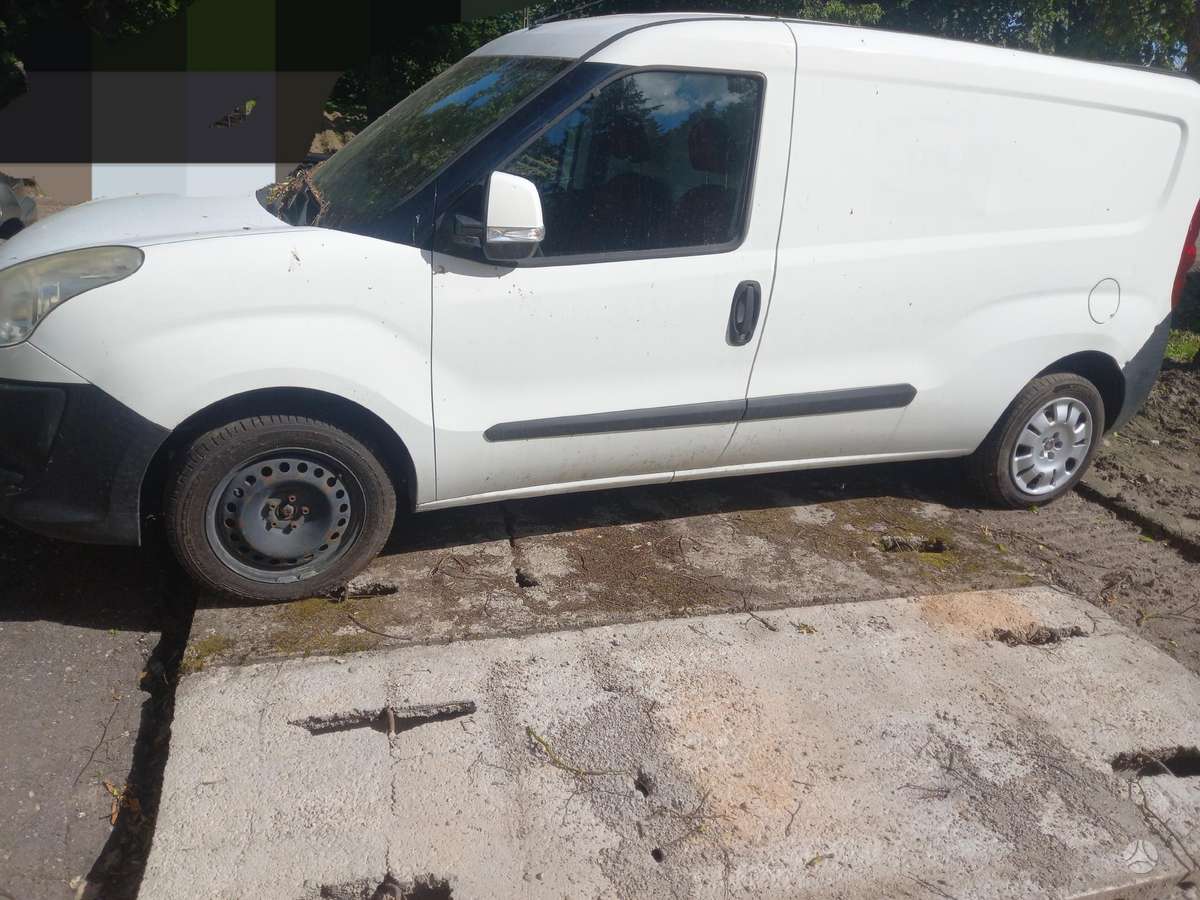 Fiat Doblo Maxi dalimis