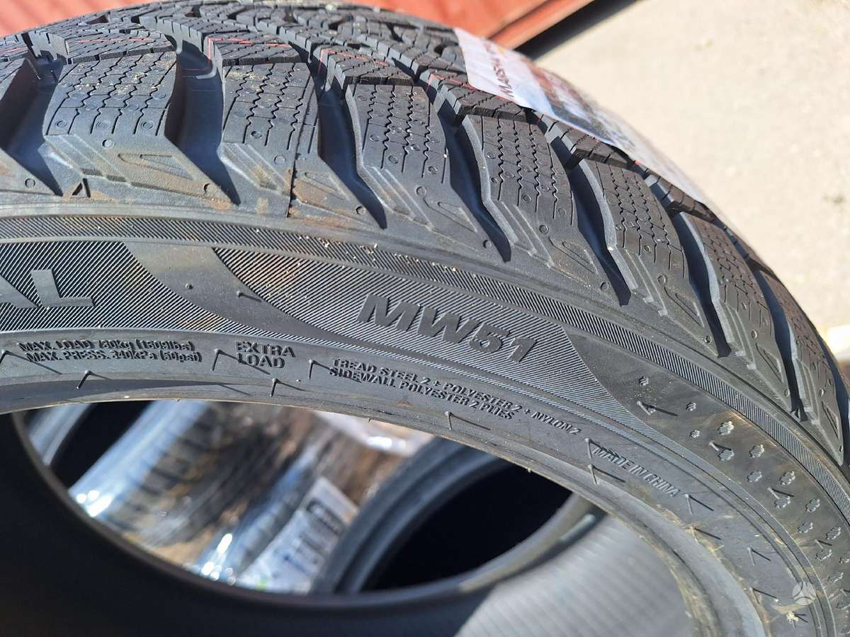 Marshal, winter 245/40 R18