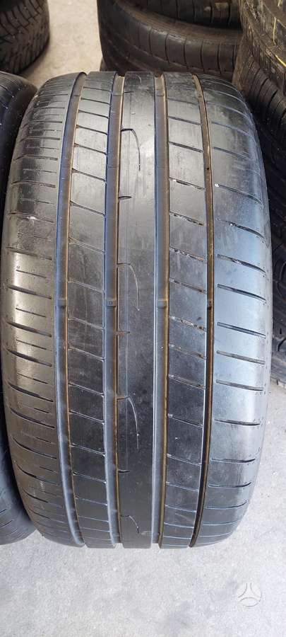 Dunlop, vasaras 285/40 R20