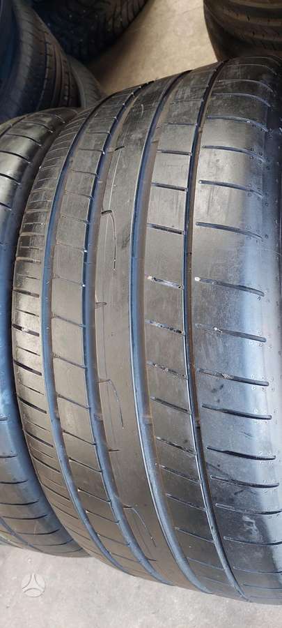 Dunlop, vasaras 285/40 R20