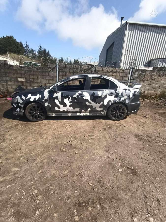 Mitsubishi Lancer dalimis