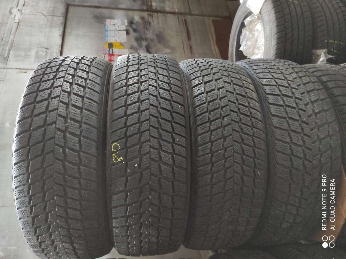 Semperit UniversaliosZiemines, зимние 235/60 R18