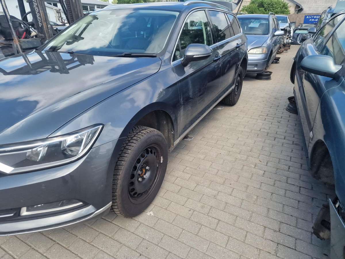 Volkswagen Passat, CRLB