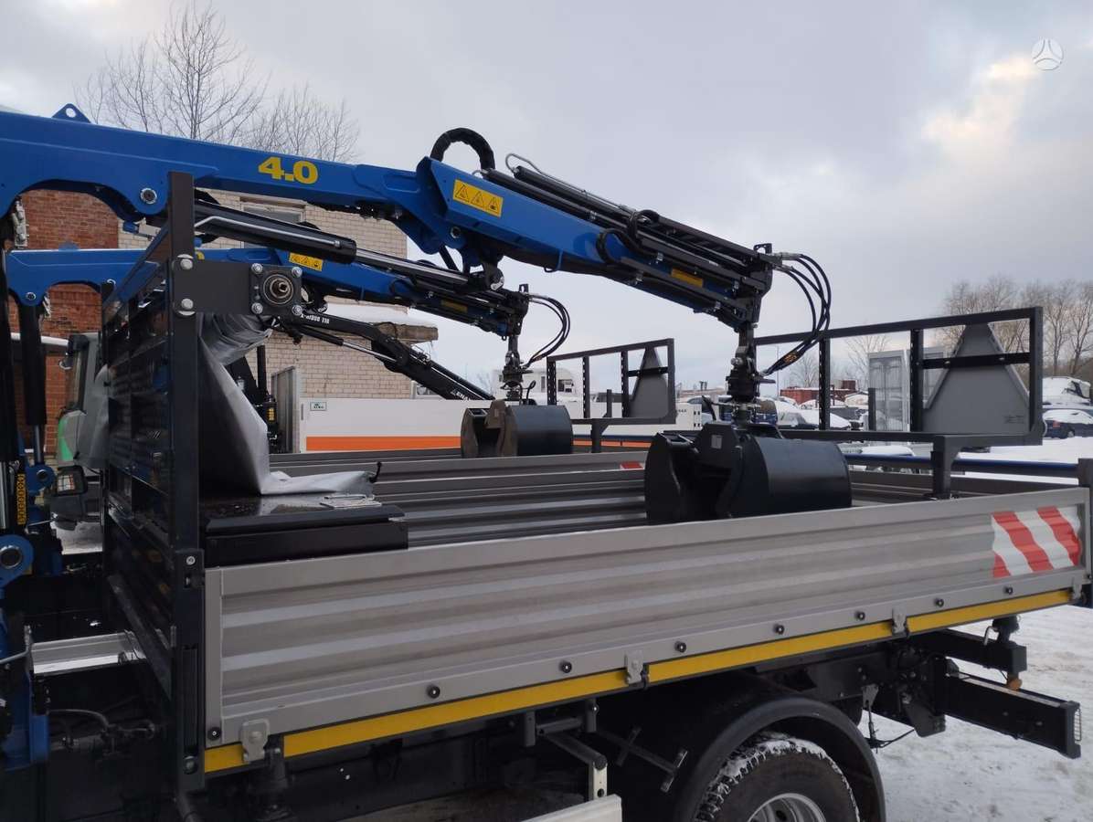 Iveco 70C18, dumpers with crane