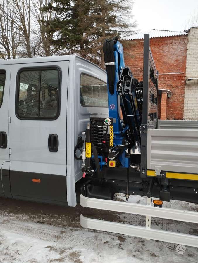 Iveco 70C18, dumpers with crane