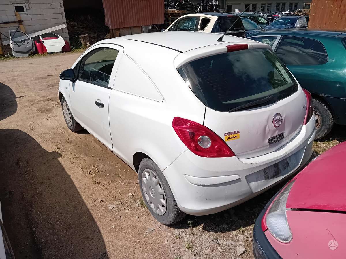 Opel Corsa for parts