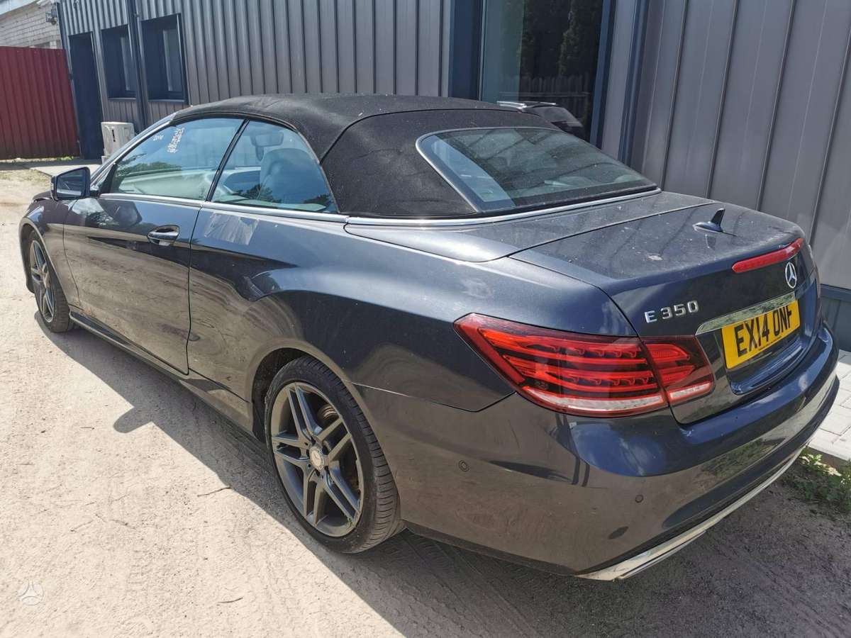 Mercedes-Benz E350 dalimis