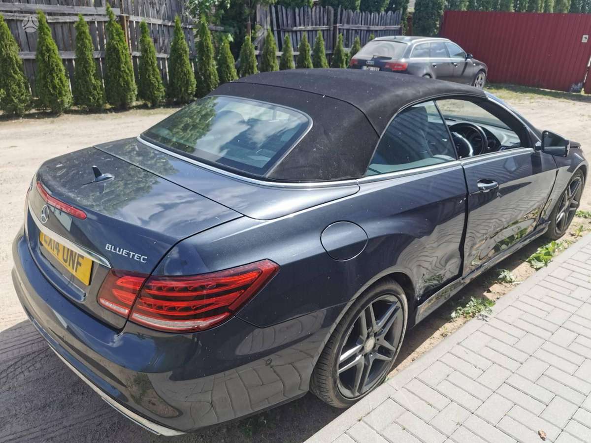 Mercedes-Benz E350 dalimis