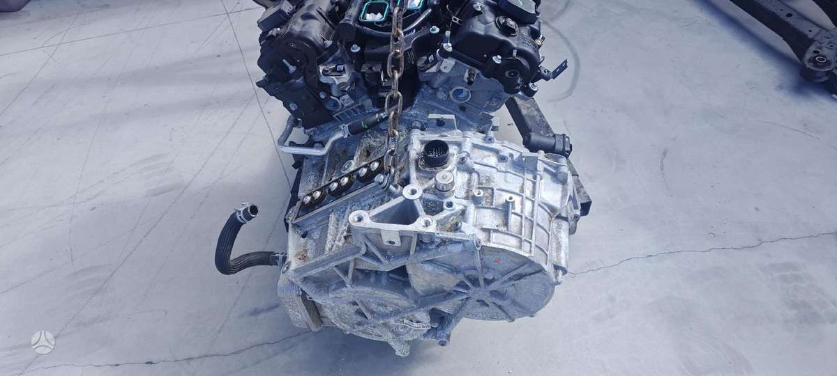 Chrysler Pacifica variklio detalės