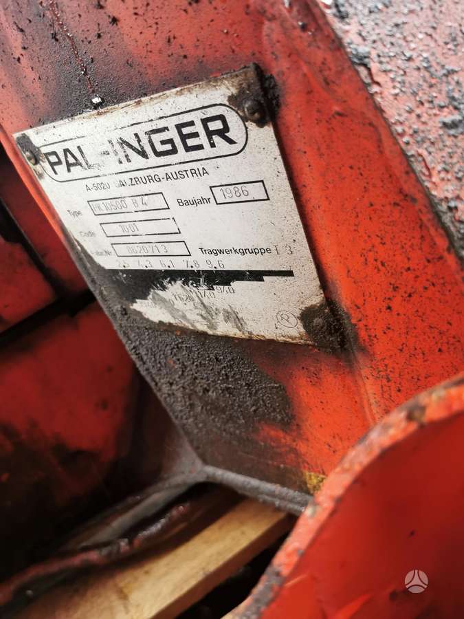 Palfinger 10700, cranes / grapples