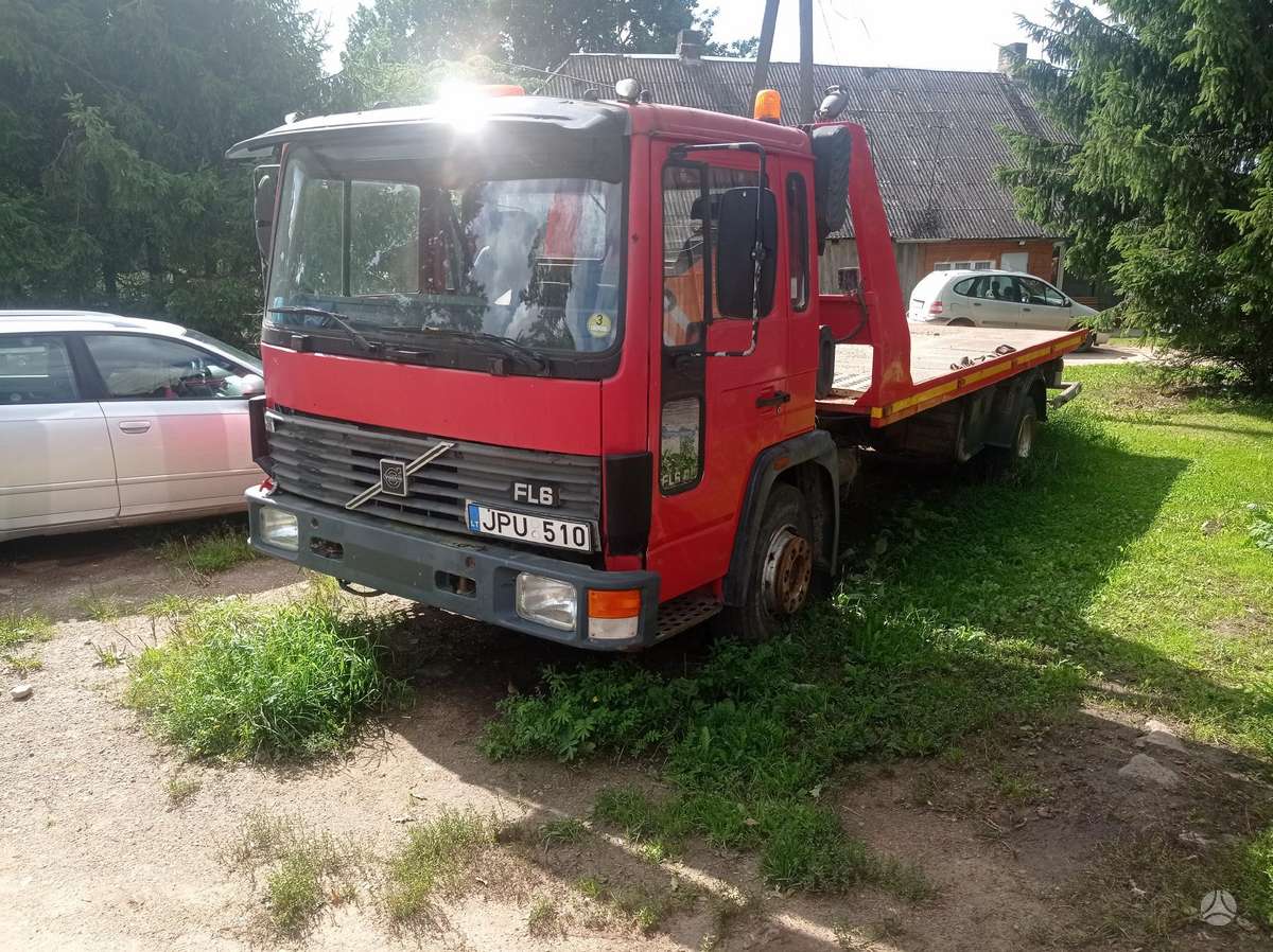 Volvo FL6, sunkvežimiai