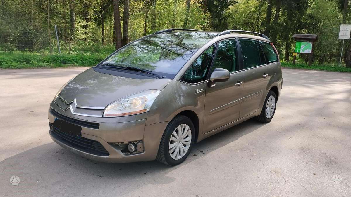 Citroen C4 Picasso dalimis. Varyklis deze be problemu