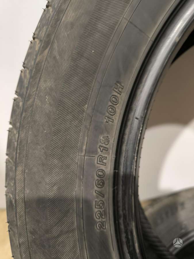Yokohama, vasarinės 225/60 R18
