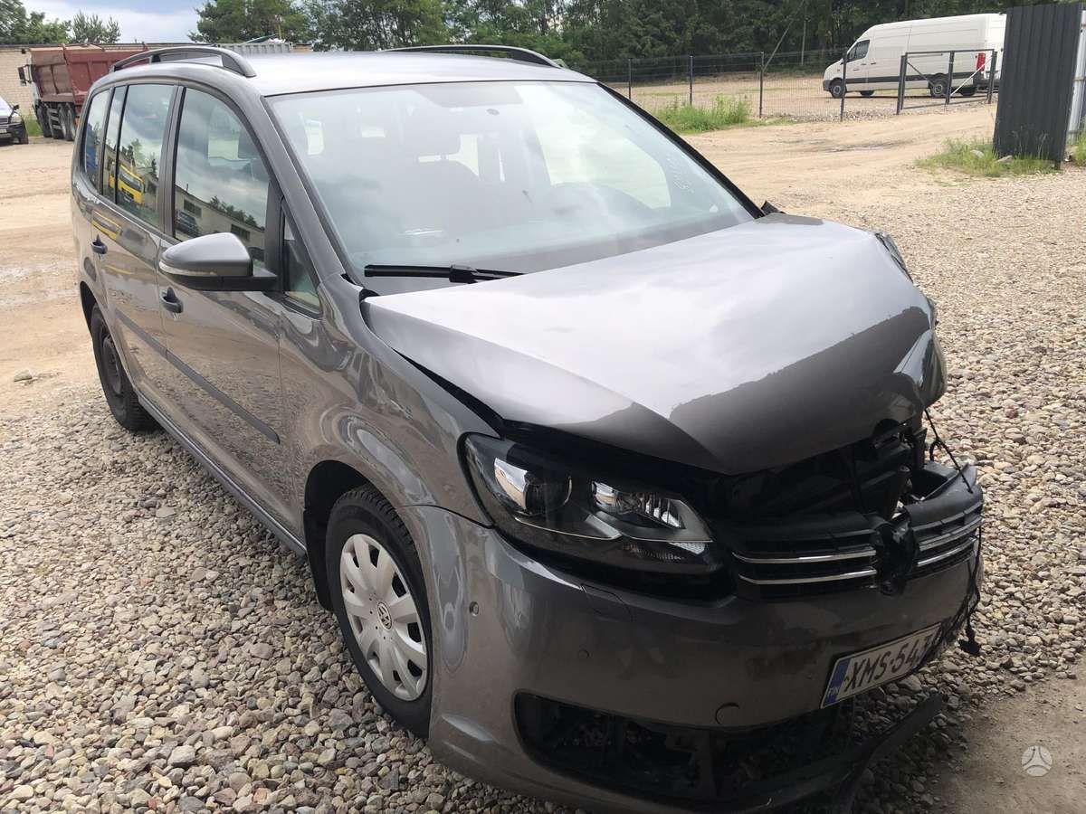 Volkswagen Touran по частям