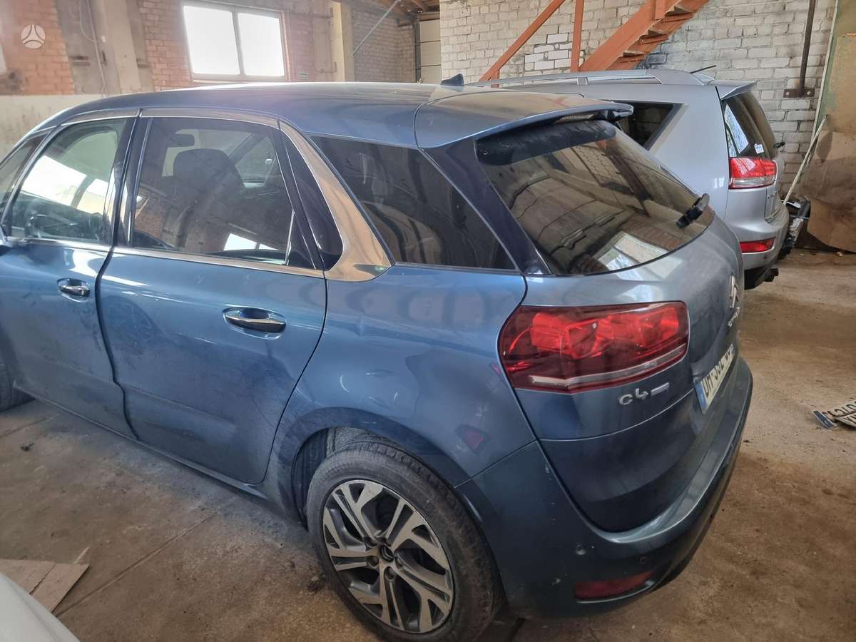 Citroen C4 Picasso for parts