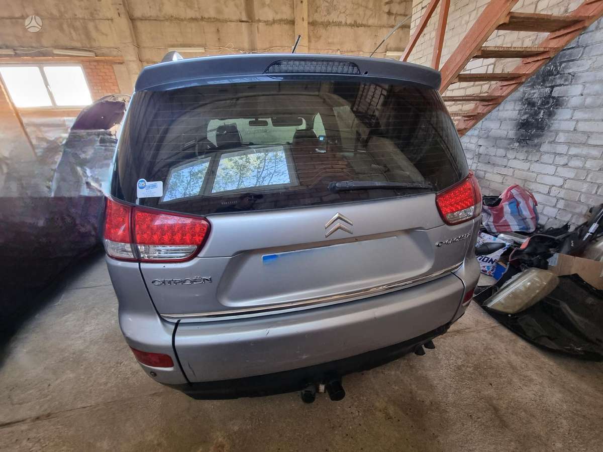 Citroen C-Crosser по частям