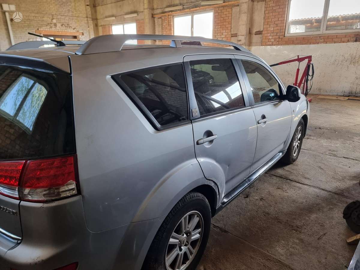 Citroen C-Crosser rezerves daļās