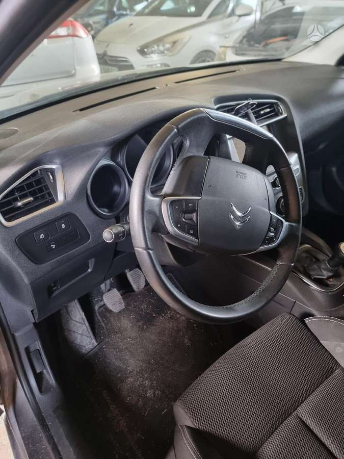 Citroen C4 rezerves daļās