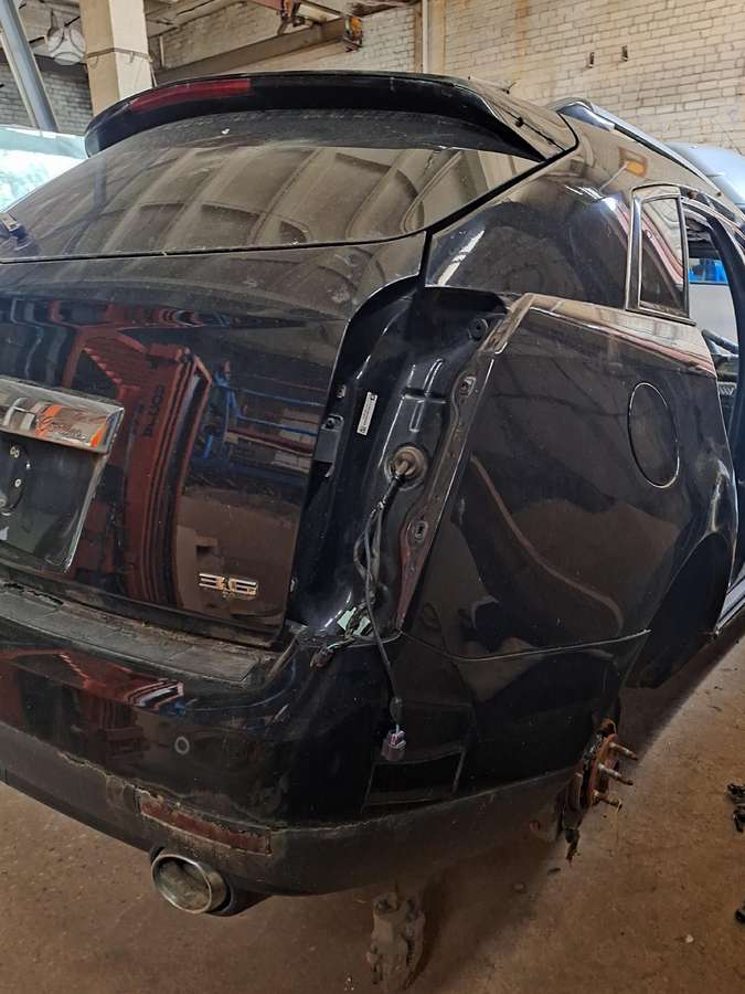 Cadillac SRX Be salono
