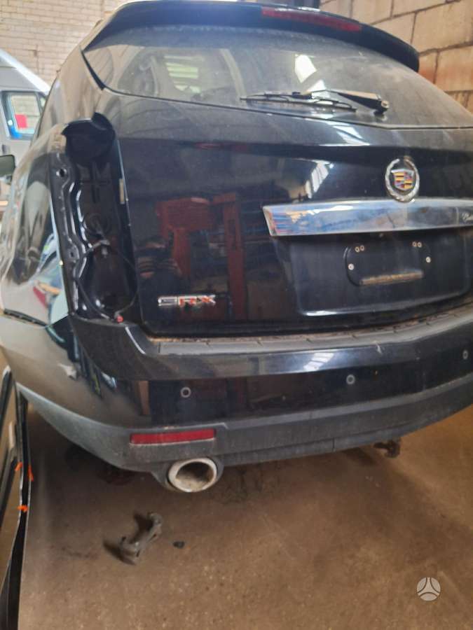Cadillac SRX Be salono