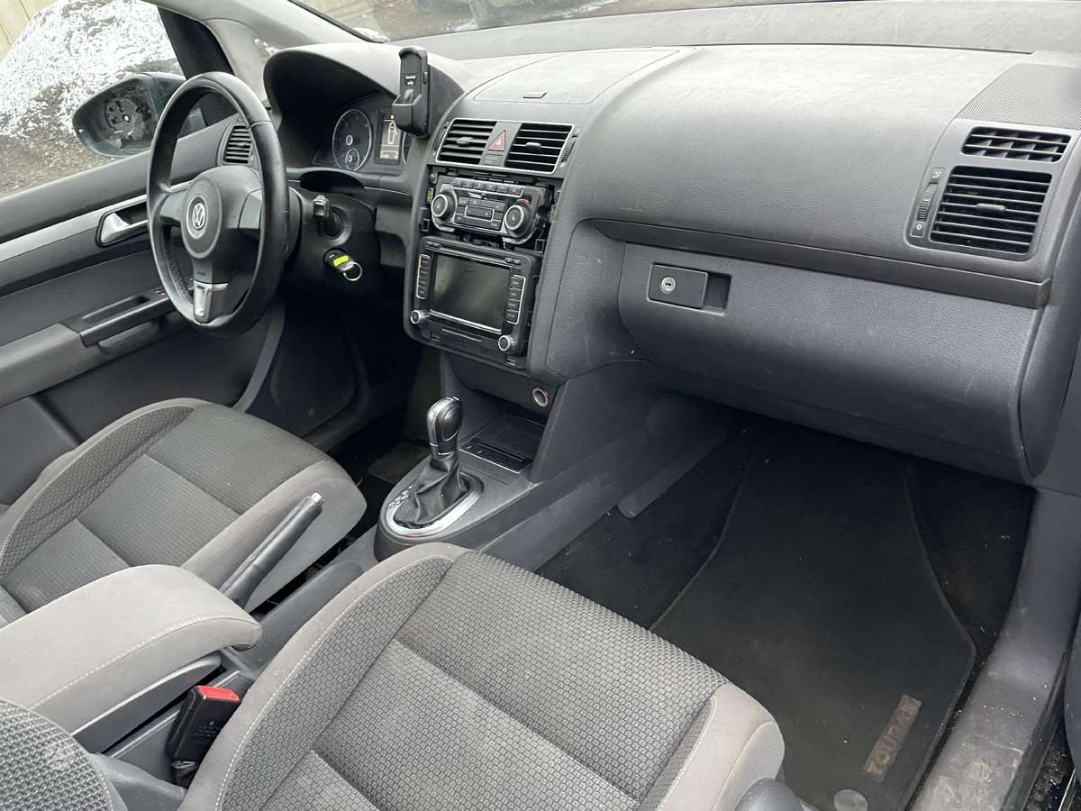 Volkswagen Touran Xsenon navi