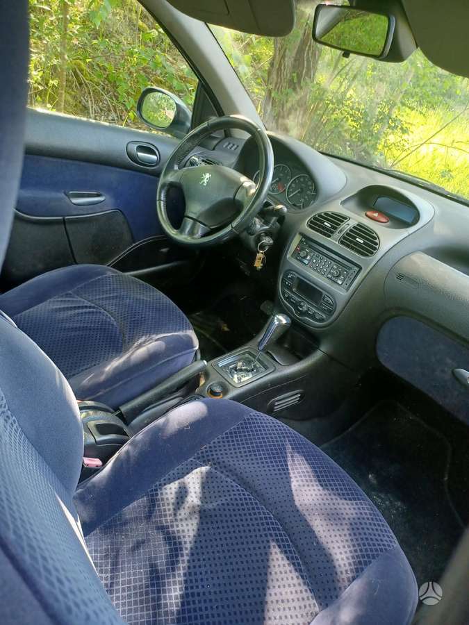 Peugeot 206