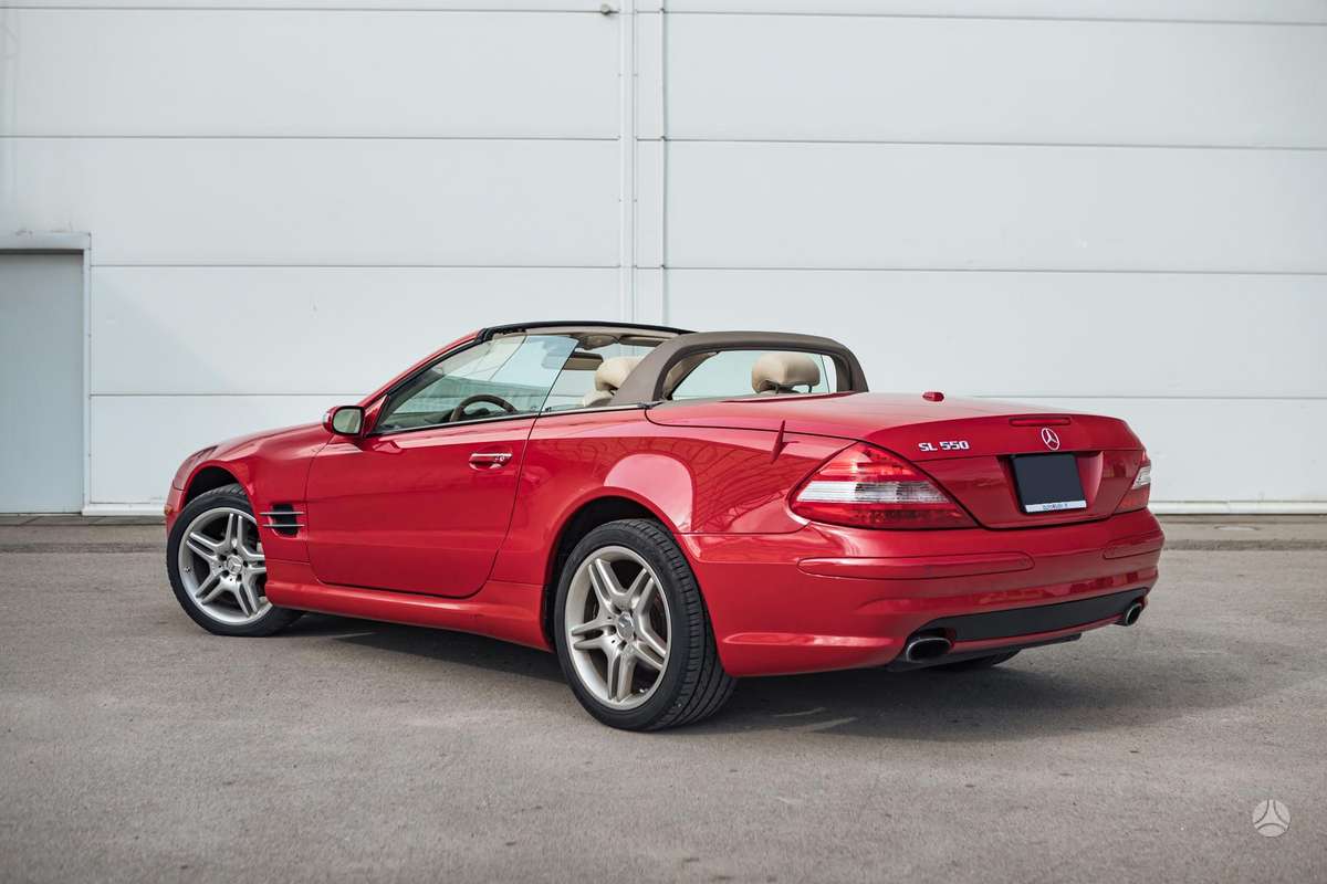 Mercedes-Benz SL550, convertible