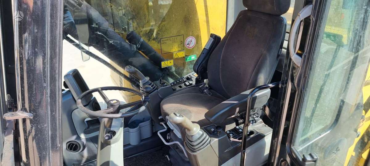 Caterpillar M 325D LMH, excavator