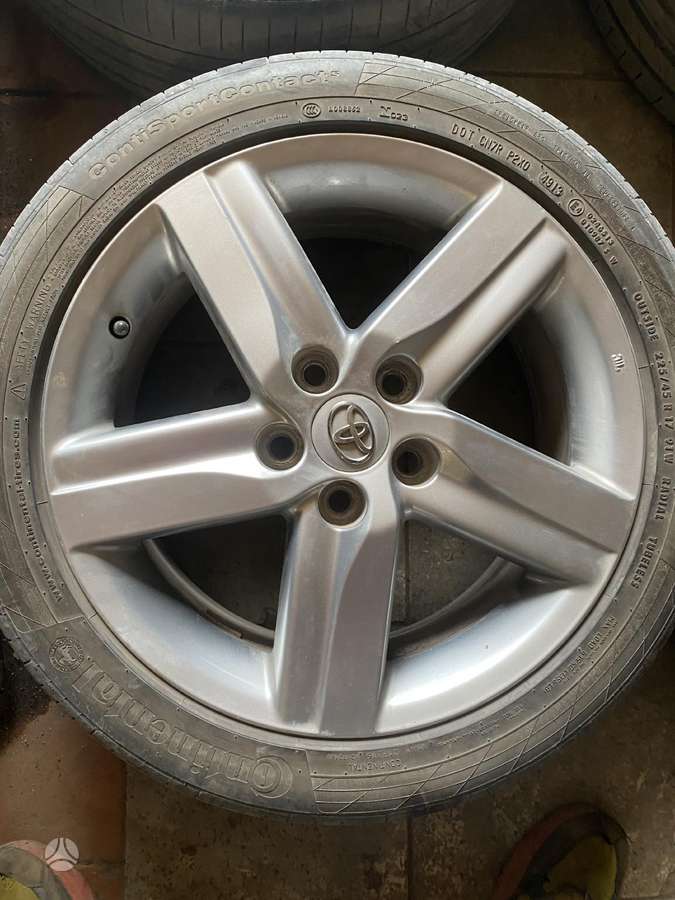 Toyota, lengvojo lydinio, R17