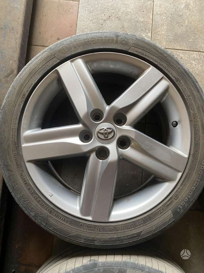 Toyota, lengvojo lydinio, R17