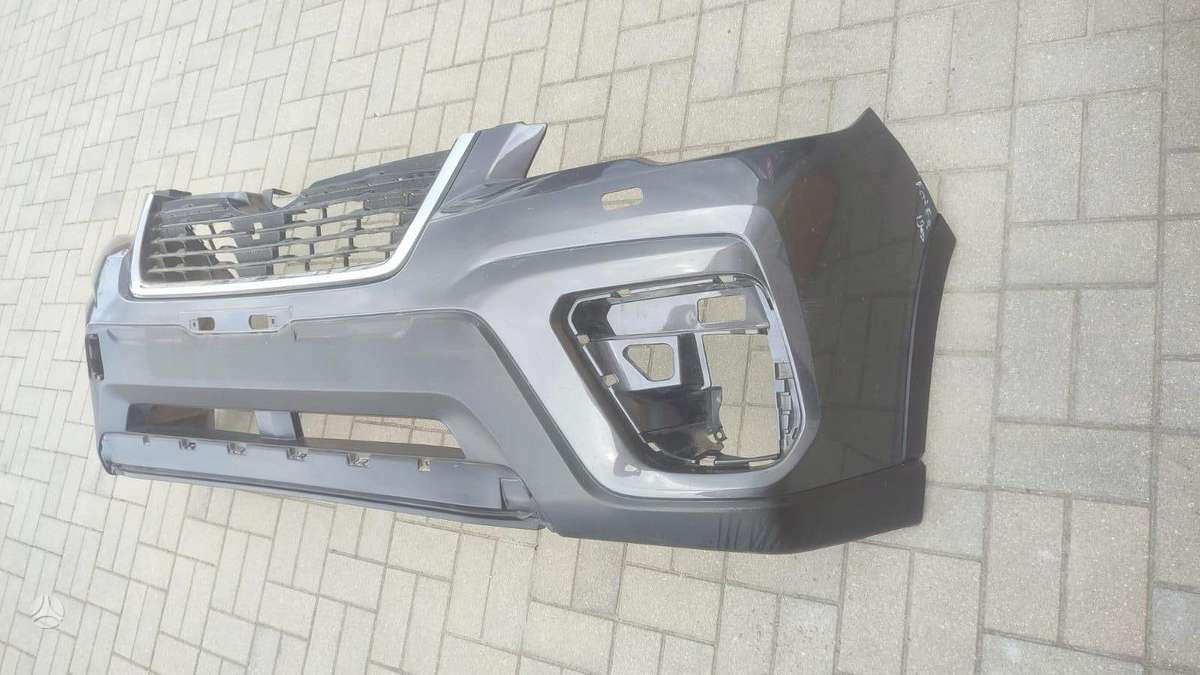 Subaru Forester Devetas bamperis